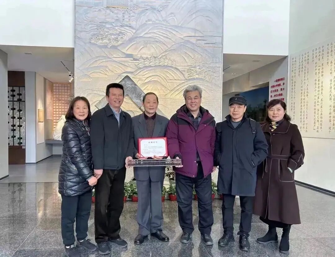 朱万明.jpg